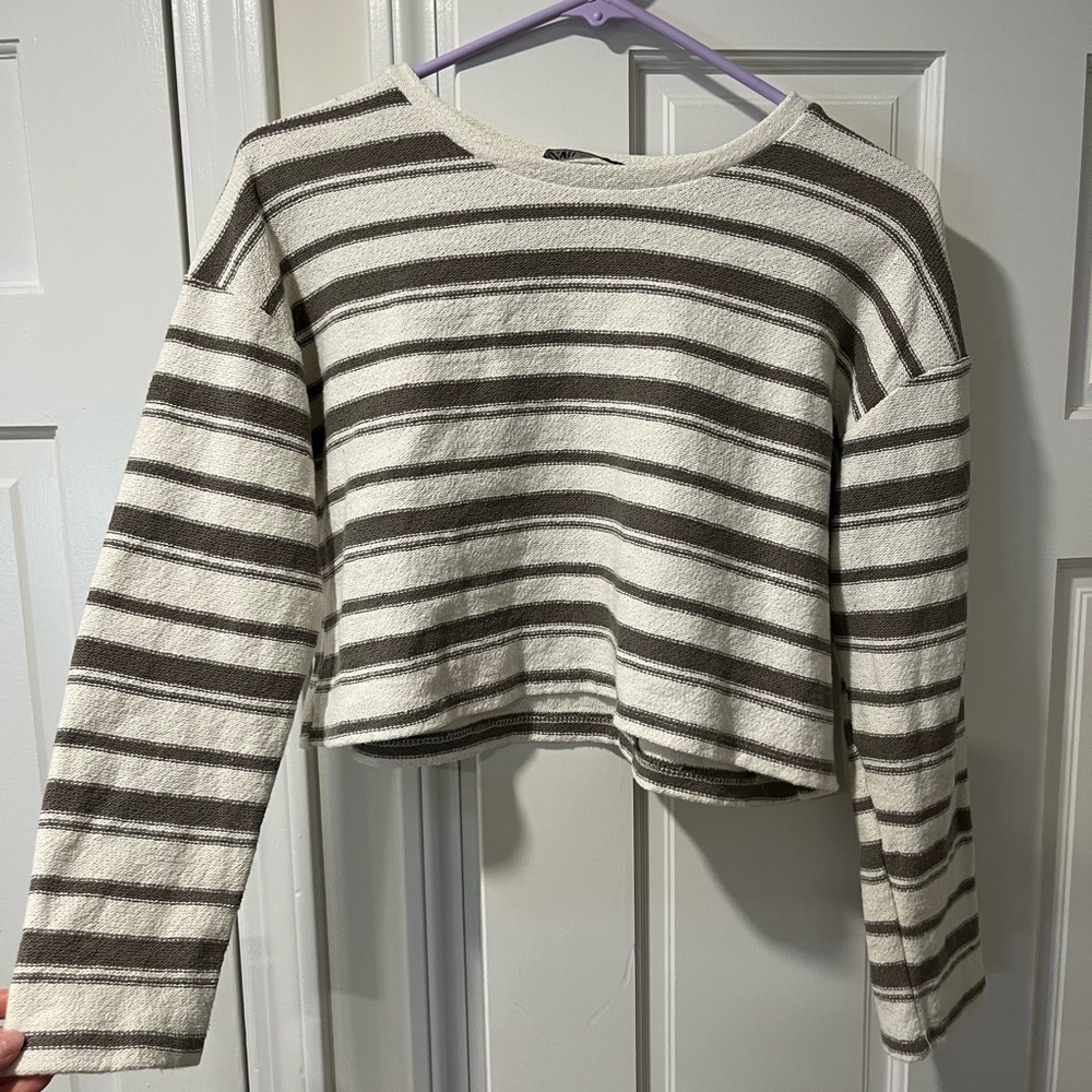 Striped Long Sleeve Crop Top